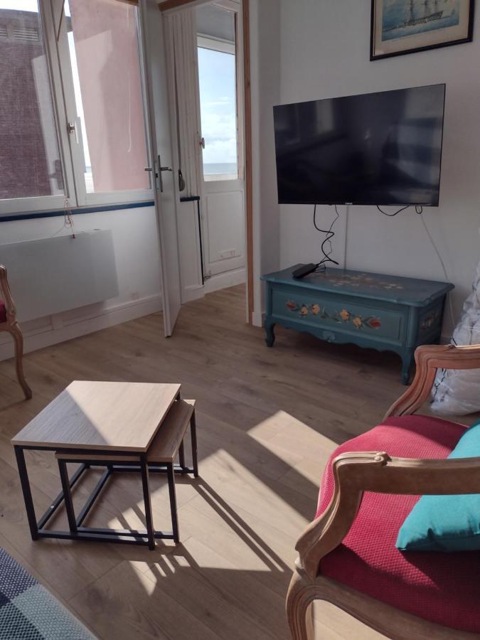 Appartement Avec Vue Sur Mer Dunkirk Exterior foto
